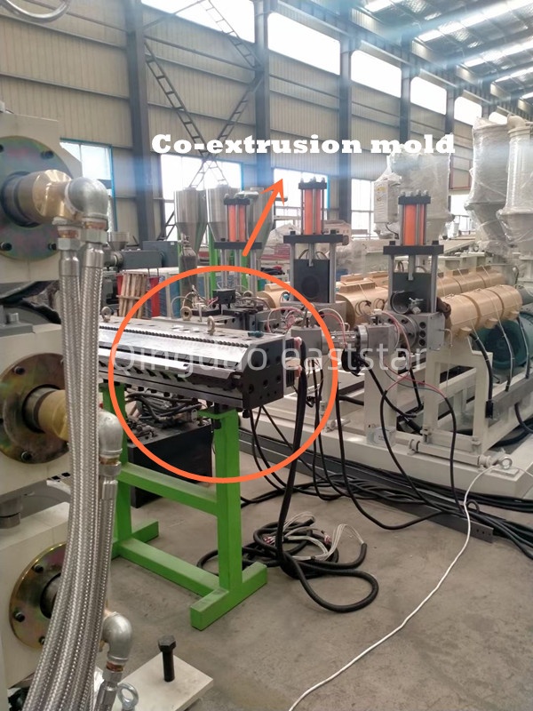 Barisan Pengeluaran Lembaran Peluasan Multilayer Profesional ABS membolehkan pembuatan bahan komposit berprestasi tinggi