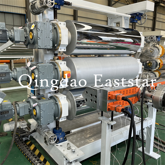 Lembaran Tiga Peralatan Kalender